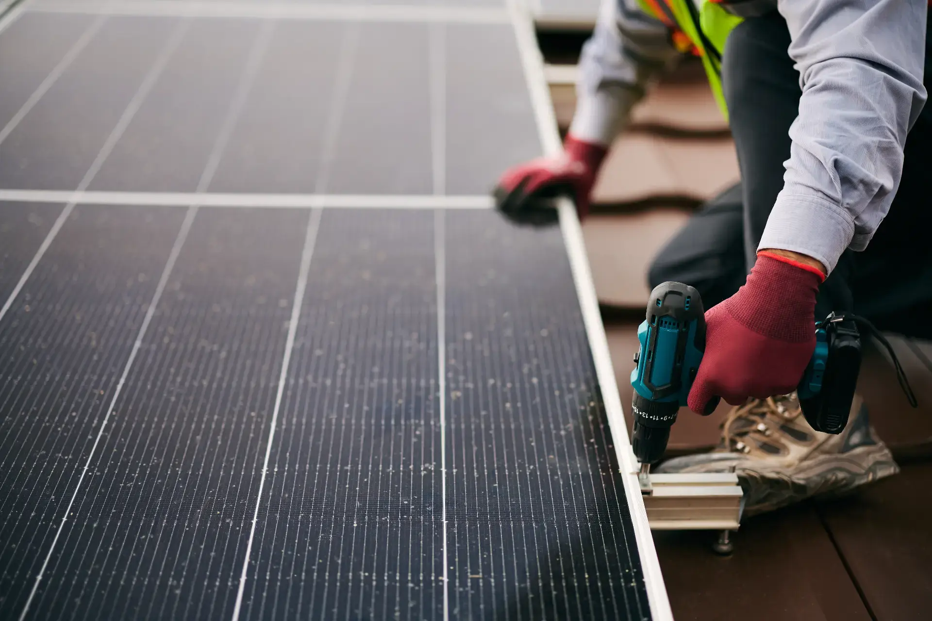 Do Solar Panels Work in Maine Winters